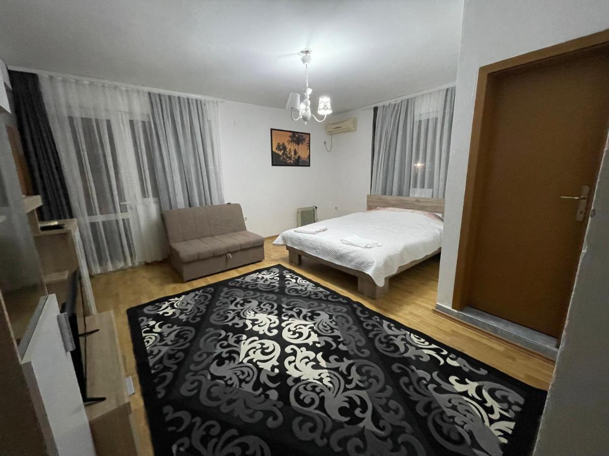 Apartments Dibra Ulcinj Exterior foto